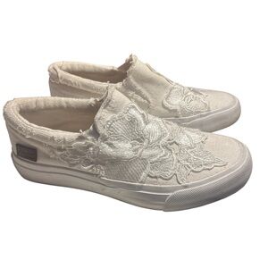 Blowfish Madios B slip-on in white frayed denim with floral embroidery